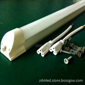 good quality CRI over 72Ra IP54 led tube with CE FCC